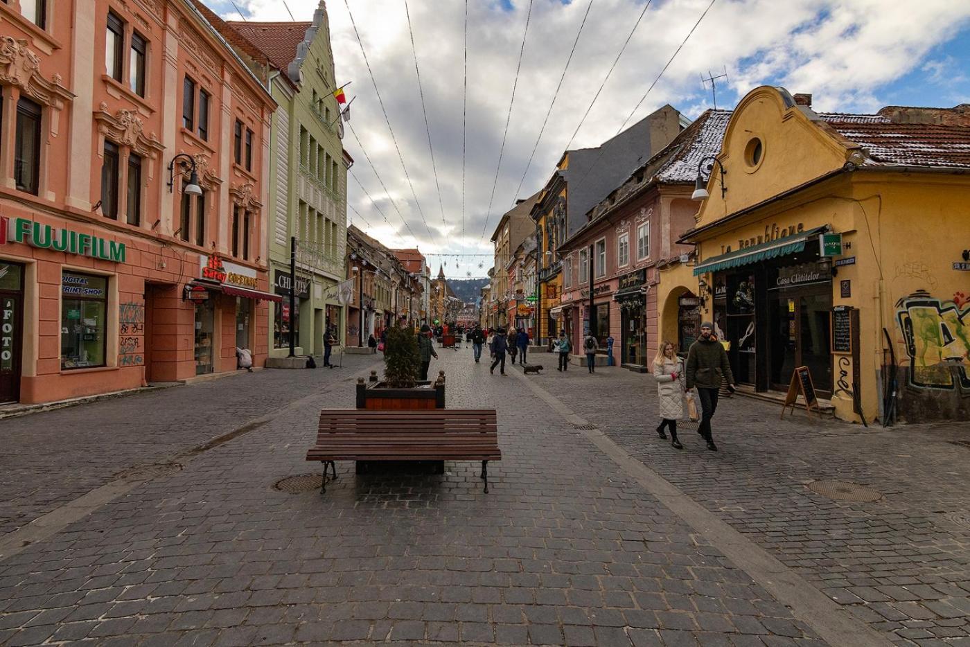 Old Town By Mm Host Appartement Braşov Buitenkant foto