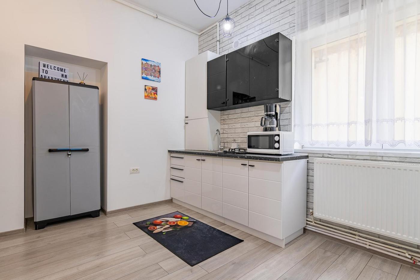 Old Town By Mm Host Appartement Braşov Buitenkant foto