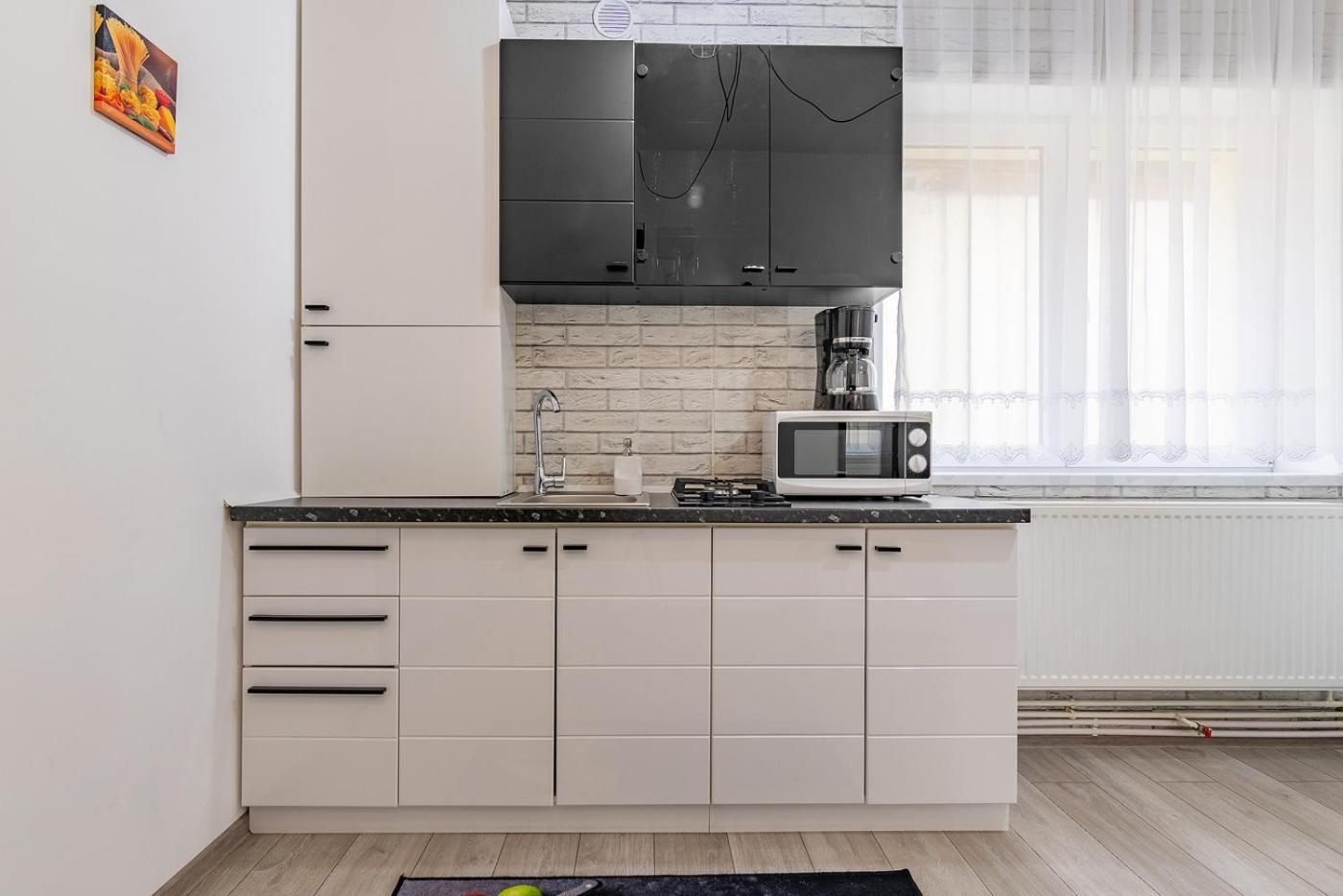 Old Town By Mm Host Appartement Braşov Buitenkant foto